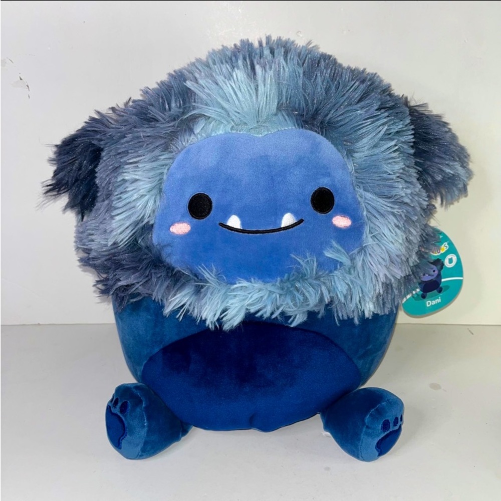 Squishmallows Dani The Bigfoot New 11”